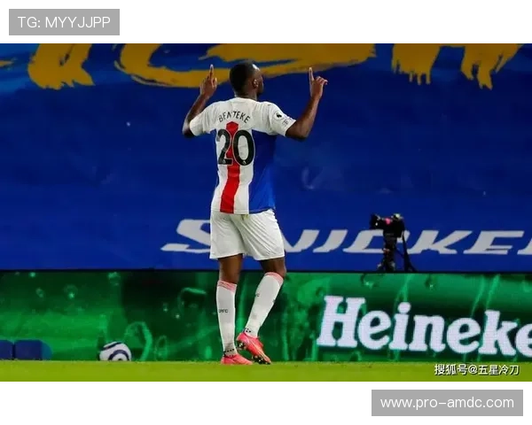 在水晶宫俱乐部官网上获取官方商品购买渠道与周边产品介绍