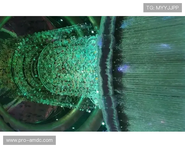 澳门银河钻石秀表演的幕后花絮与制作揭秘，带你走进奢华演出的精彩幕后